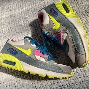 Nike Air Max 90 (GS)Youth Shoe Sz 7y 345017-119 White/Volt Ice-Green Abyss-Grey